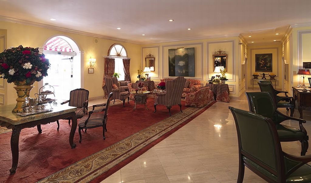 The Chesterfield Hotel Palm Beach 