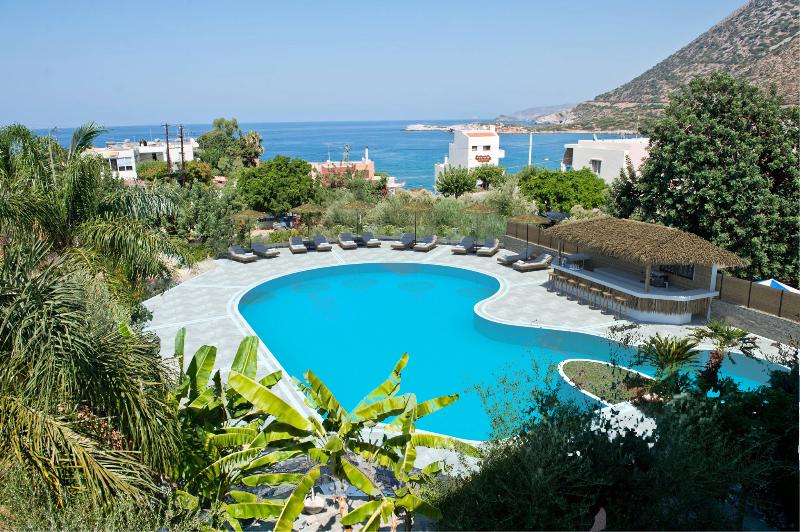 Resol Hotel (Ex Liza Mary)