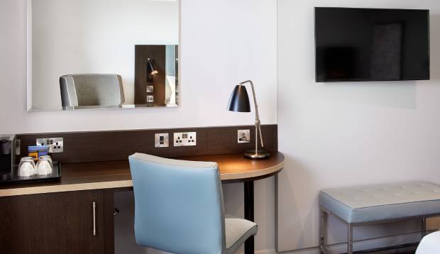 Premier Inn London County Hall 