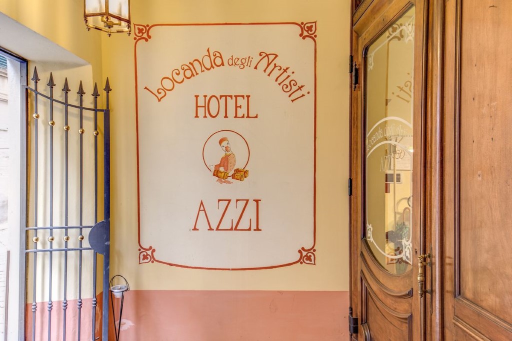 Hotel Azzi 