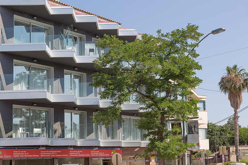 Daro Apartments 