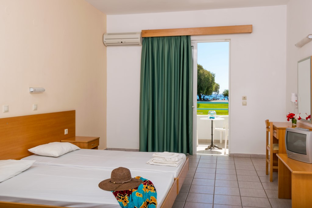 Stafilia Beach Hotel 