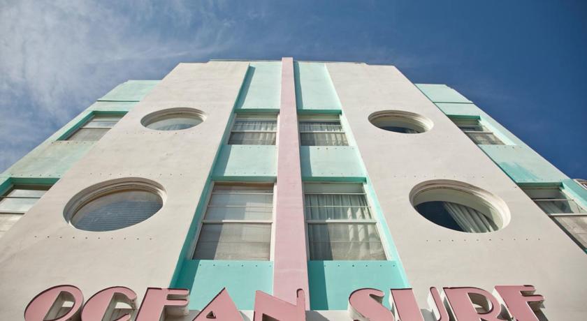 Ocean Surf Hotel 