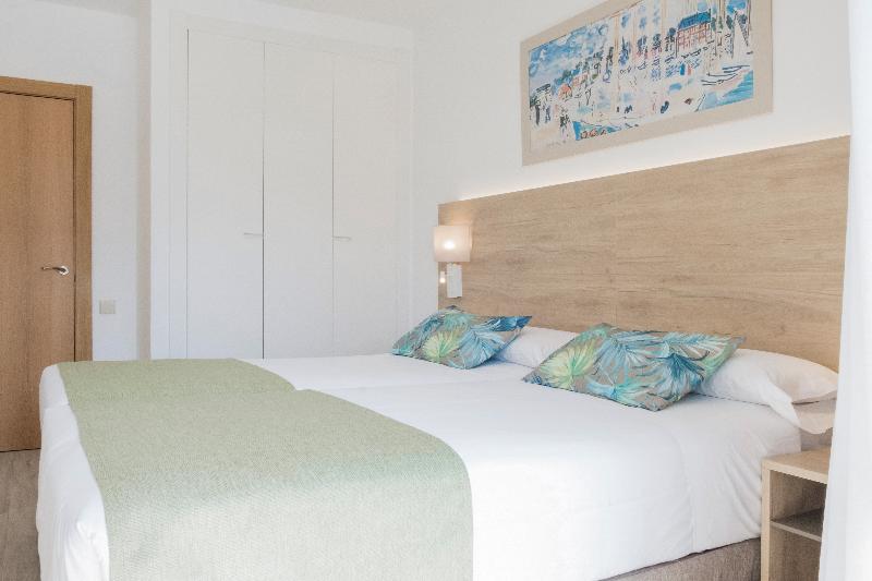 Cye Holiday Centre Aparthotel