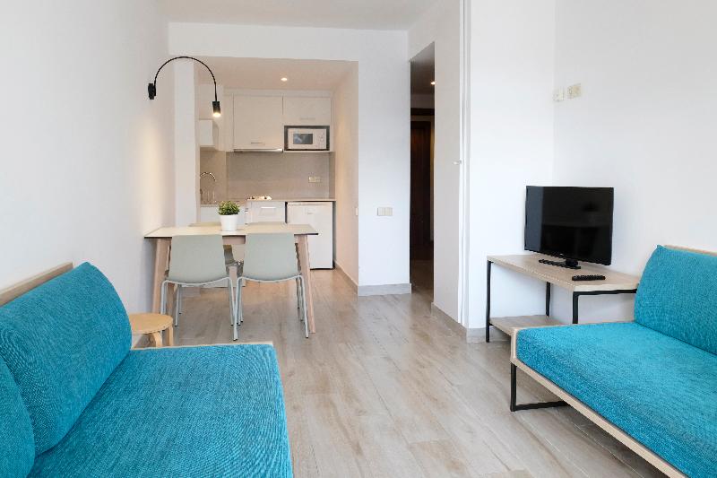 Cye Holiday Centre Aparthotel