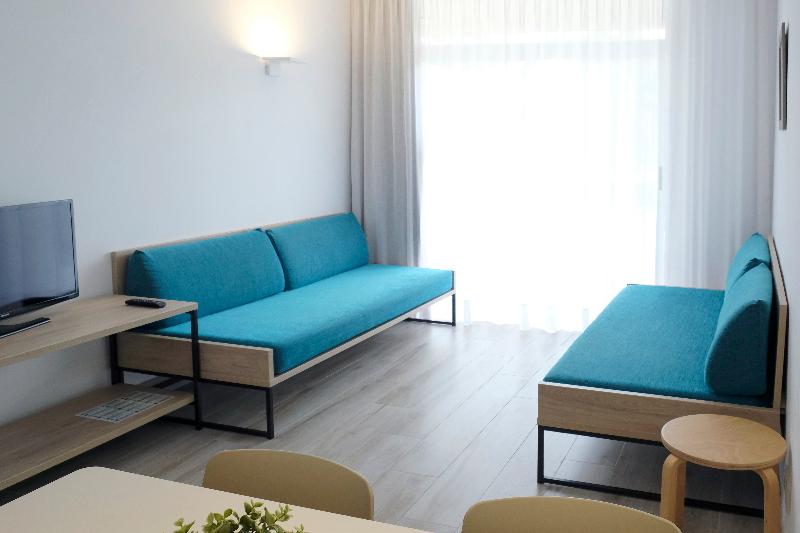 Cye Holiday Centre Aparthotel