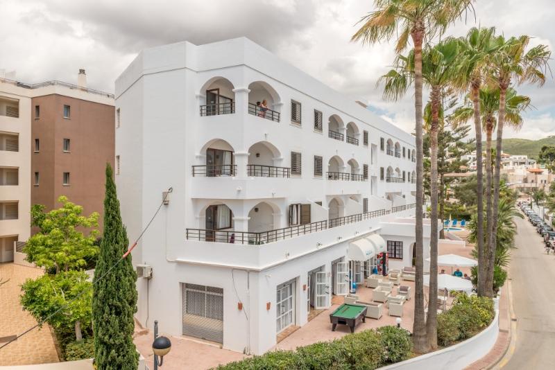 Apartamentos Ros 