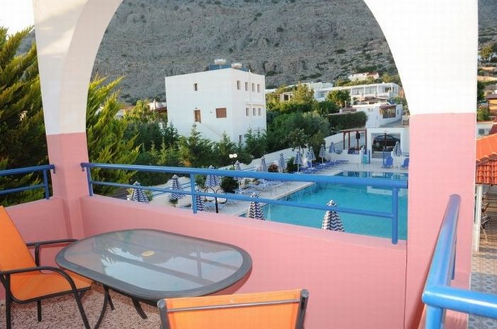 Chrysanthi Hotel Apartments 