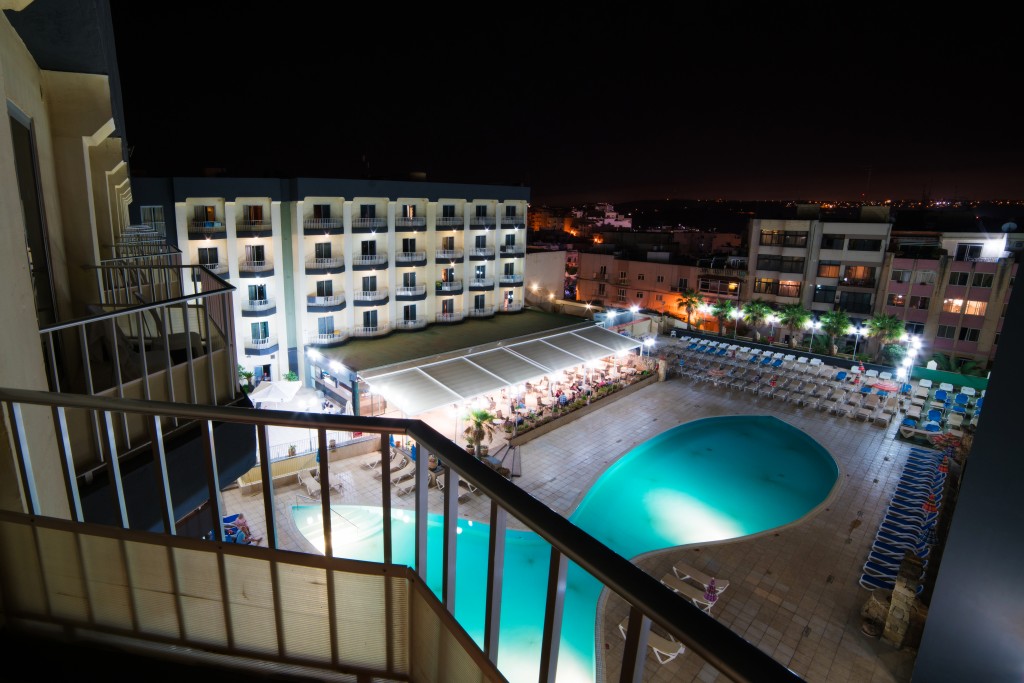 Topaz  Hotel