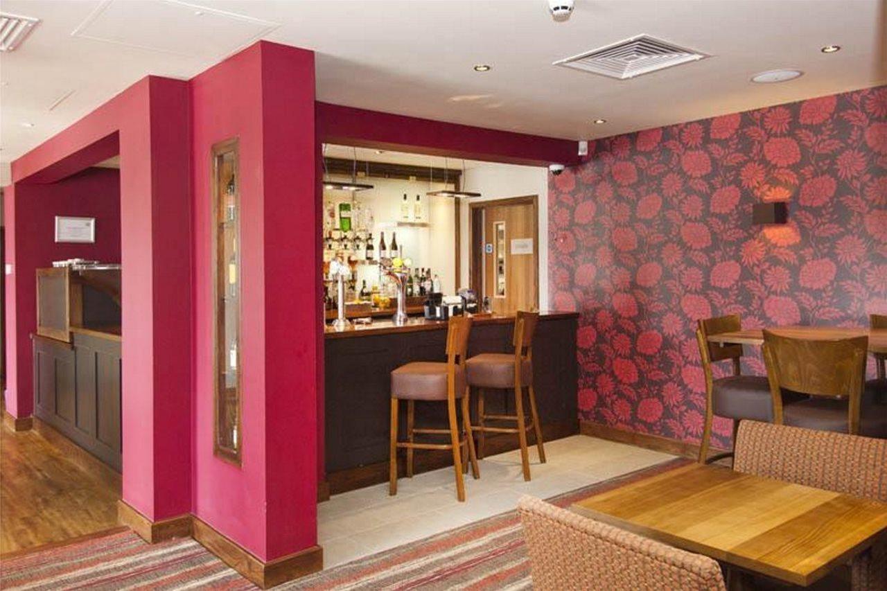Premier Inn Southampton West Quay 