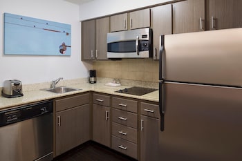 Hyatt House Austin/Arboretum 