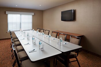 Hyatt House Austin/Arboretum 