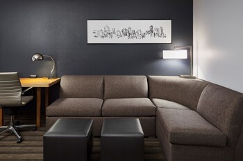 Hyatt House Austin/Arboretum 