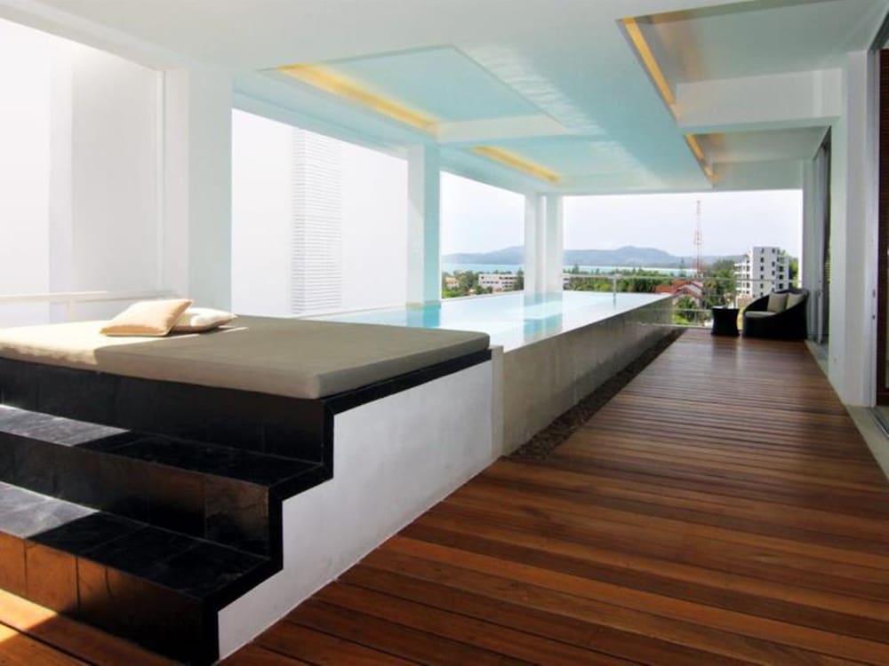 The Quarter Apartments 