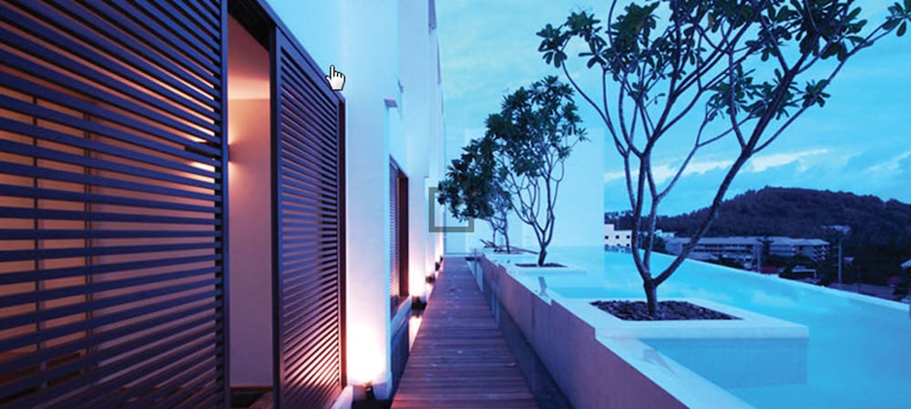 The Quarter Apartments 