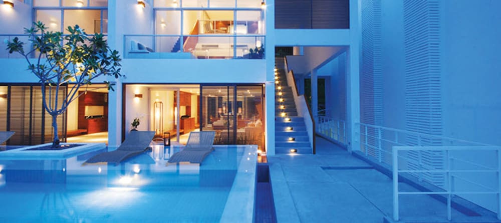 The Quarter Apartments 