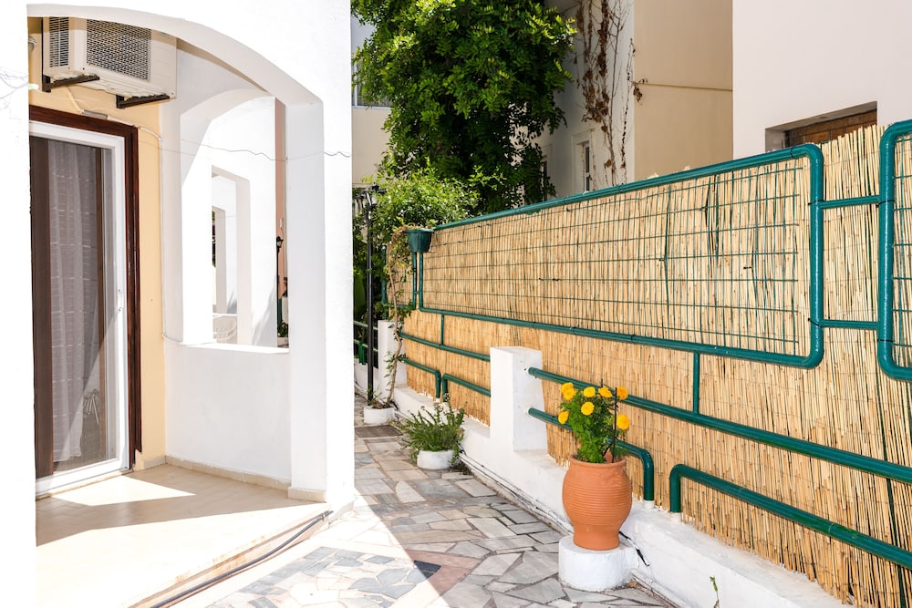 Erato Hotel Apartments Erato Hotel Apartments