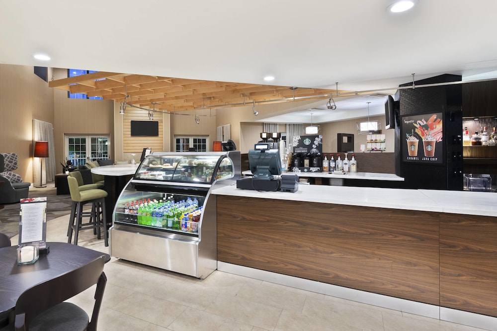 Courtyard By Marriott Athens Downtown 