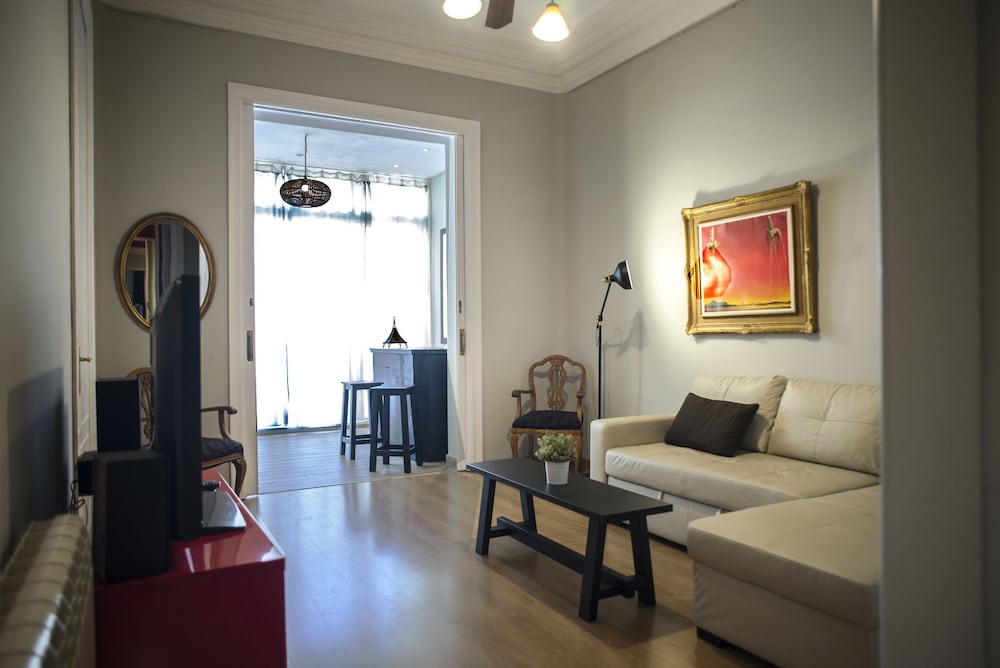Casa Consell Rooms & Apartments 