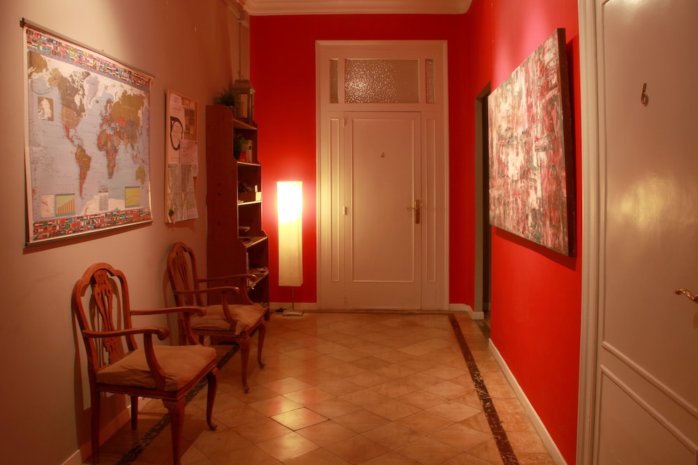 Casa Consell Rooms & Apartments 