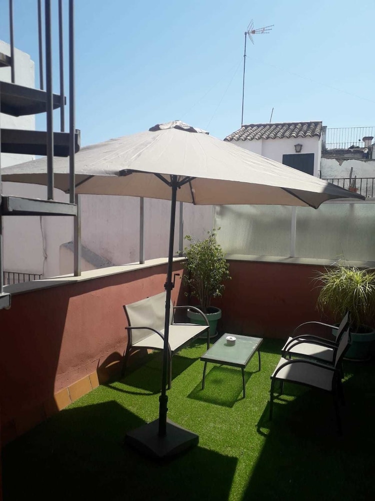 Pilatos Singular Apartments 