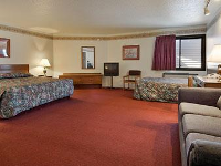 Super 8 By Wyndham Fargo/I-29/West Acres Mall 