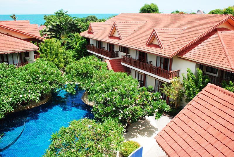 Buri Beach Resort 
