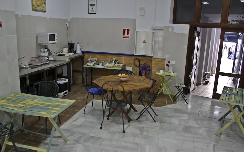 Joy Beach Hostel Joy Beach Hostel