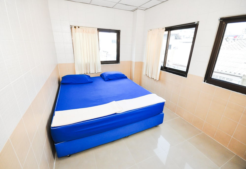 At Home Guest House 