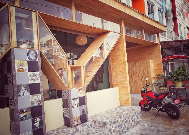 Cat Story Hotel 