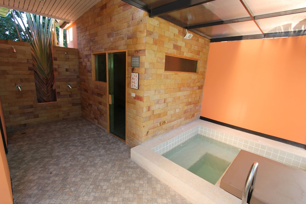 Babylon Pool Villas 