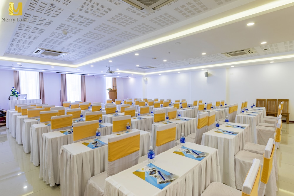 Merry Land Hotel Da Nang — foto 3