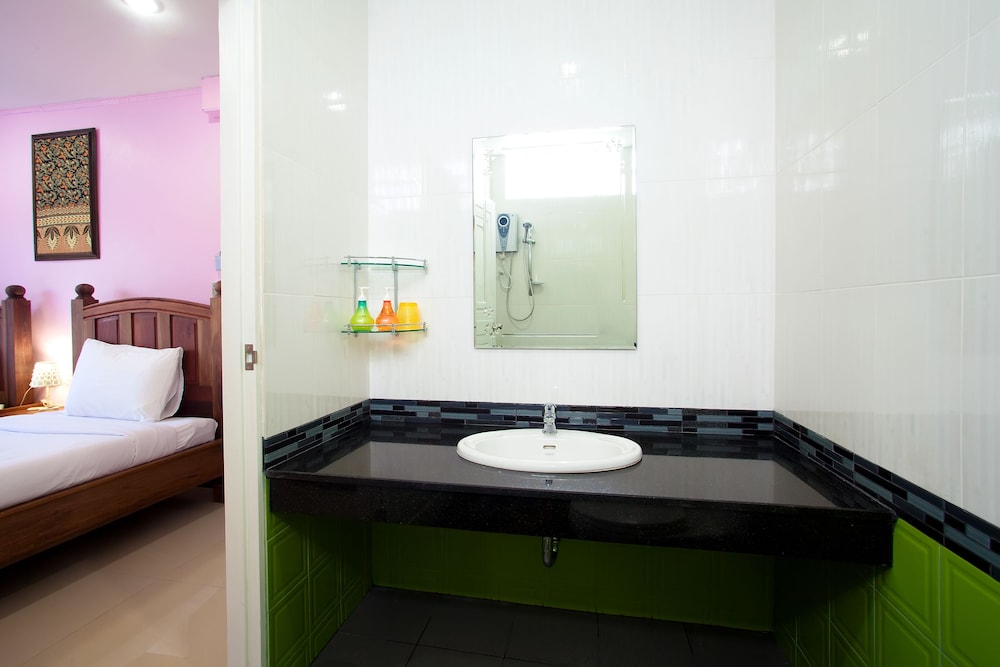 Baan Sutra Guesthouse 