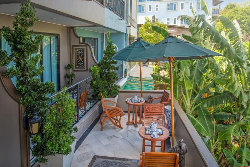 U Residence Hotel 