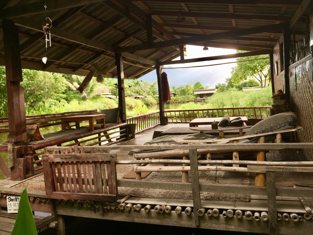 Bueng Pai Farm 