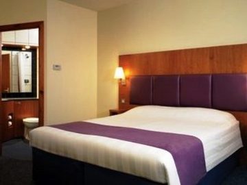 Premier Inn Chester City Centre 