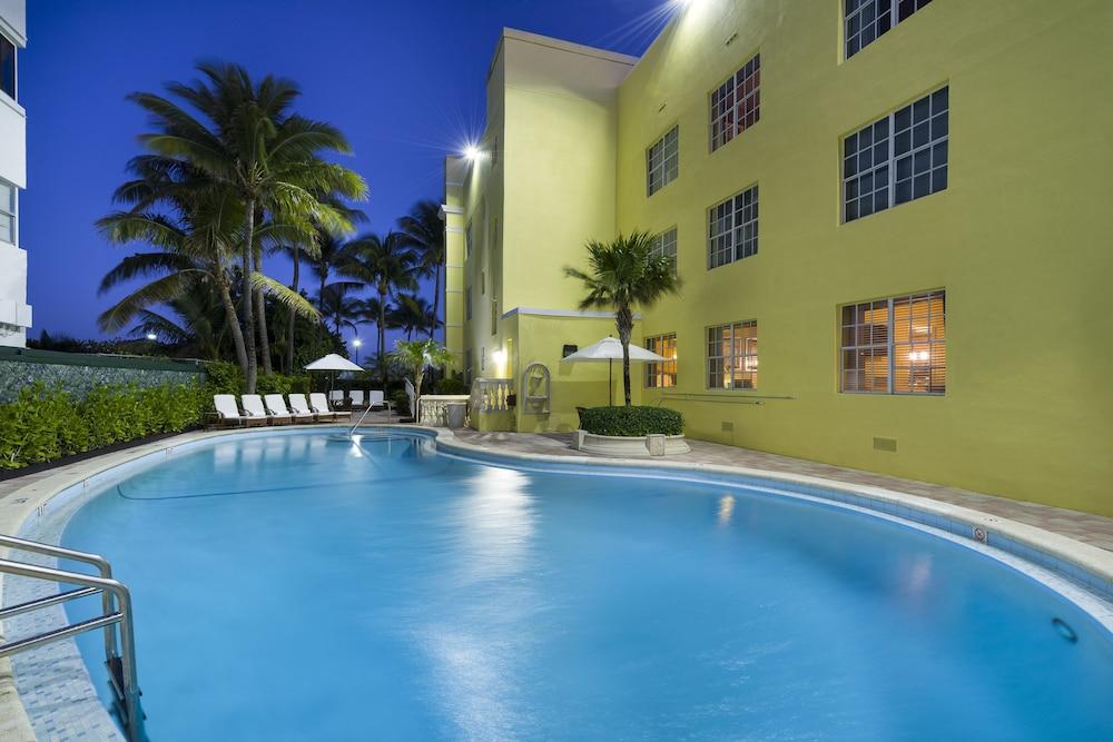 Westgate South Beach Oceanfront Resort 