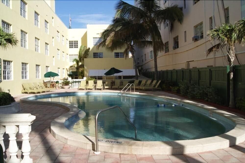 Westgate South Beach Oceanfront Resort 