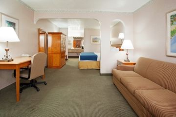 Surestay Plus Hotel By Best Western Albuquerque I40 Eubanks Surestay Plus Hotel By Best Western Albuquerque I40 Eubanks