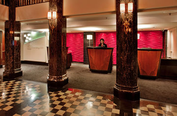 Holiday Inn Kansas City Downtown - Aladdin 