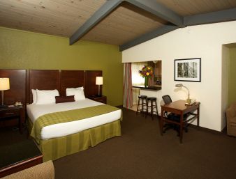 Ramada By Wyndham San Diego North Hotel & Conference Center 