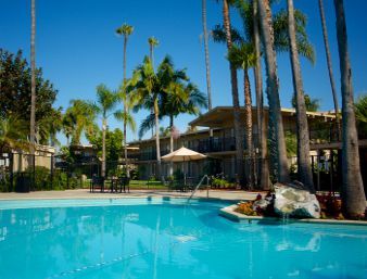 Ramada By Wyndham San Diego North Hotel & Conference Center 
