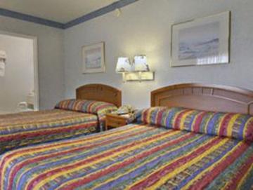 Travelodge By Wyndham Hollywood-Vermont/Sunset 