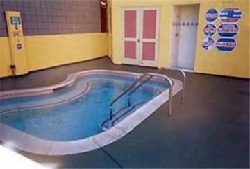 Sunburst Spa & Suites Motel 