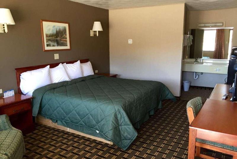 Travelodge By Wyndham Evanston Travelodge By Wyndham Evanston