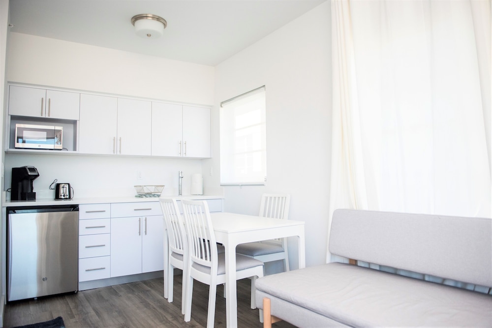 12th & Ocean By Luxurban, Trademark Collection By Wyndham 