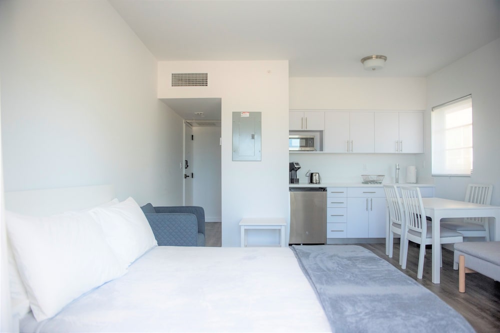 12th & Ocean By Luxurban, Trademark Collection By Wyndham 