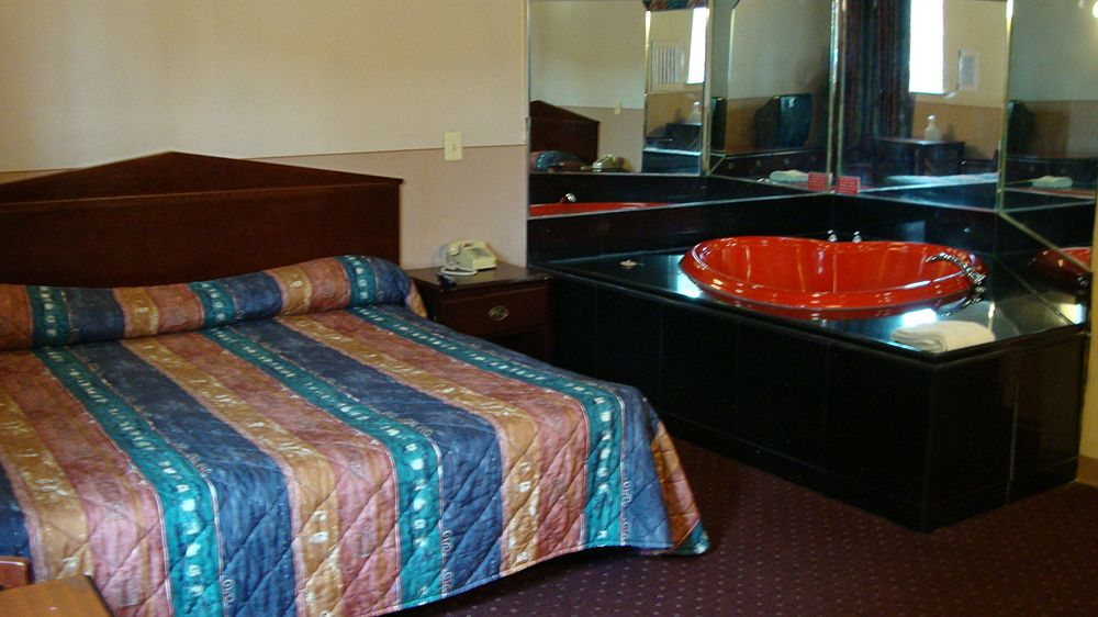 Riviera Motor Inn Brooklyn 