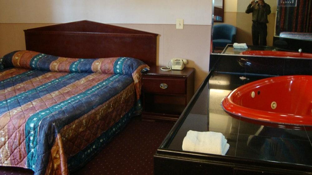 Riviera Motor Inn Brooklyn 