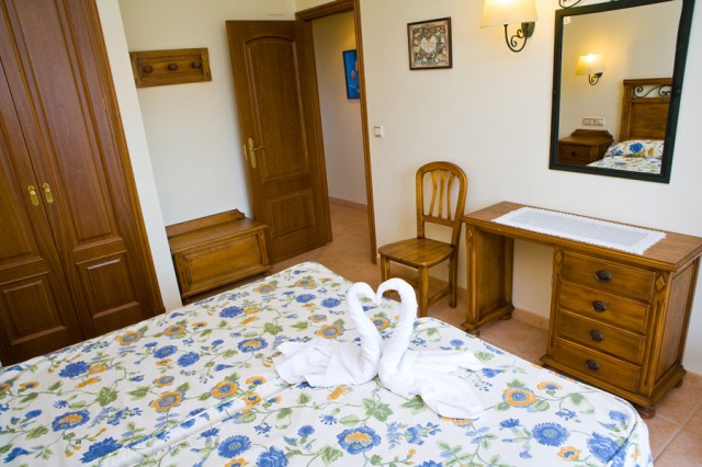 Aparthotel Cabicastro 
